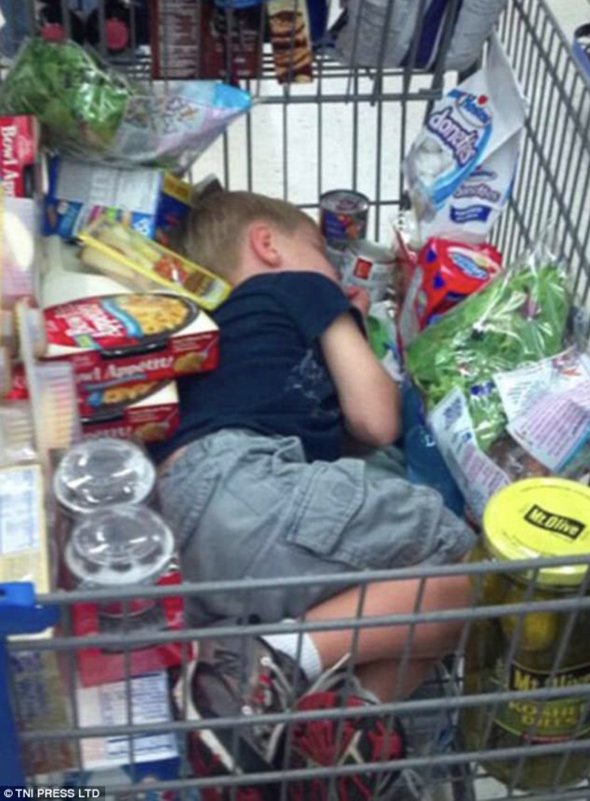 kids at supermarket bored - Bowl App Appetit Tni Press Ltd donalis Mr.Olive M Koshe Dill